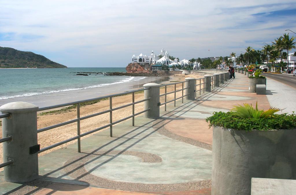 Las Flores Beach Resort Mazatlán Eksteriør bilde