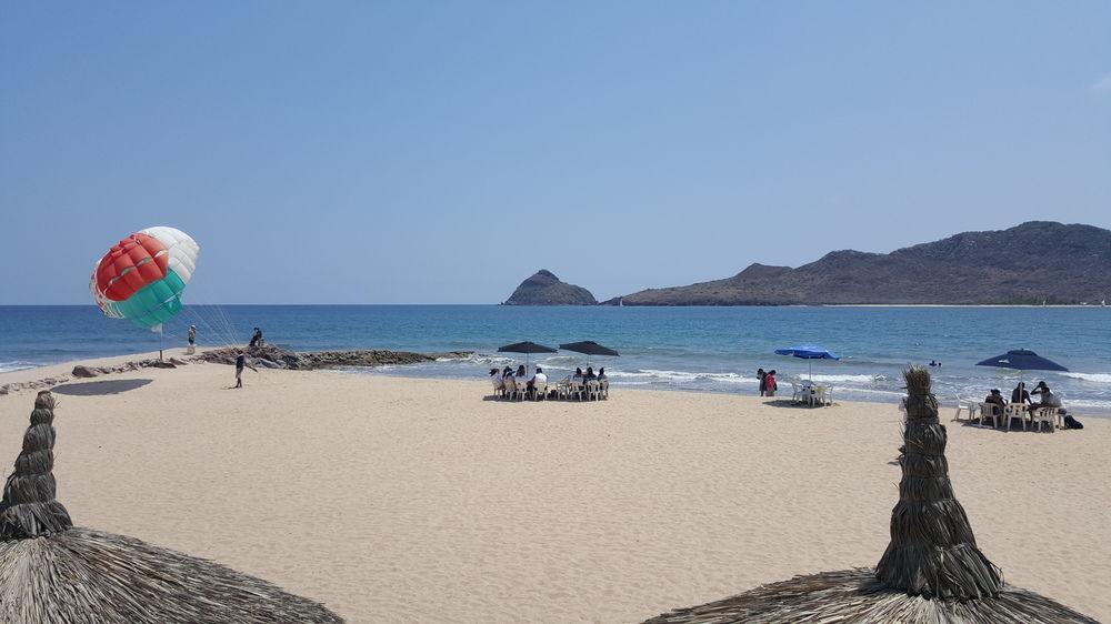 Las Flores Beach Resort Mazatlán Eksteriør bilde